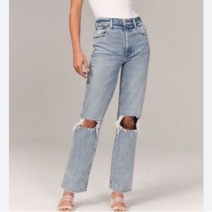 Abercrombie & Fitch Curve Love Ultra High Rise 90s Straight Leg Jean